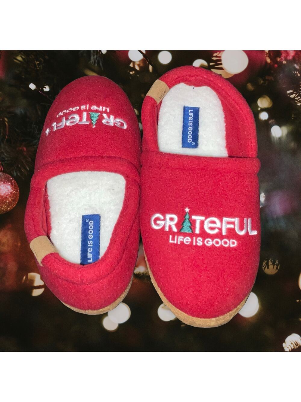 Life is Good Slippers Womens 5/6 Grateful Red White Fleece Plush House Shoes